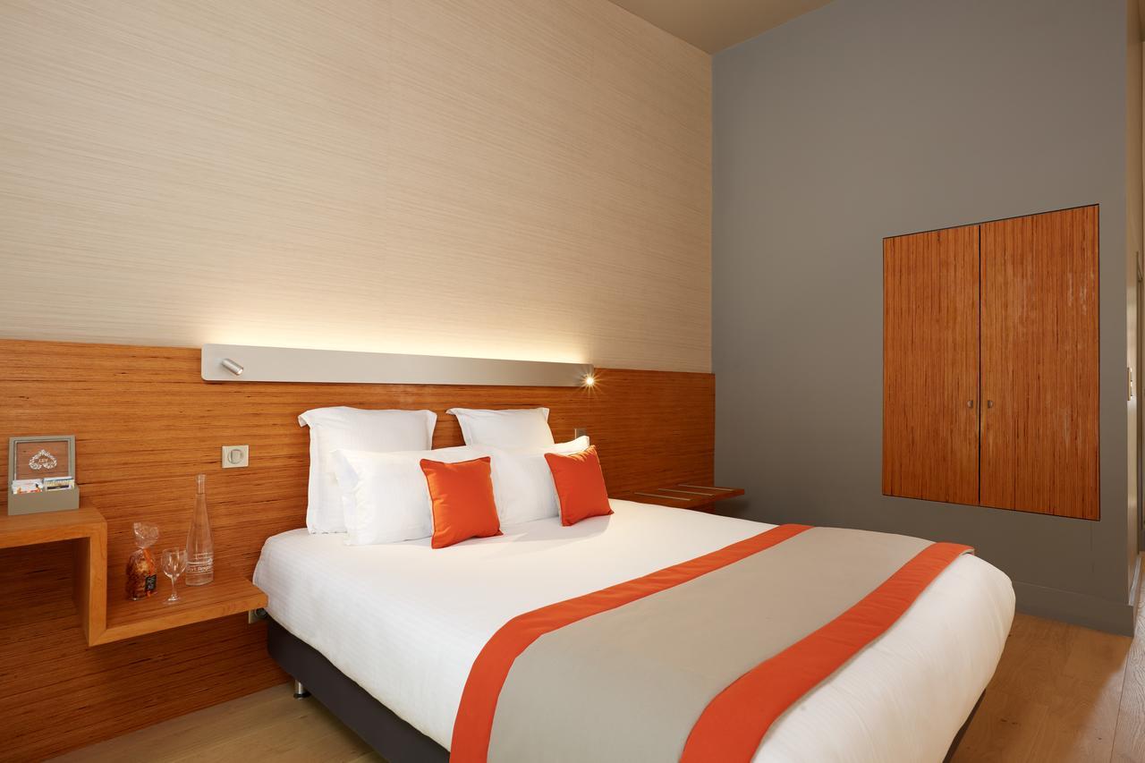 Hotel Centre Port-Royal Saint-Lambert  Exterior photo